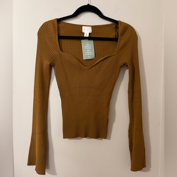 H&M Ribbed Sweetheart Neck Shirt - Picture 3 of 6